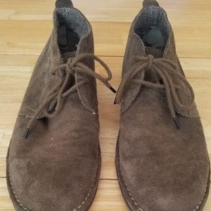 Men's Suede Chukka boots